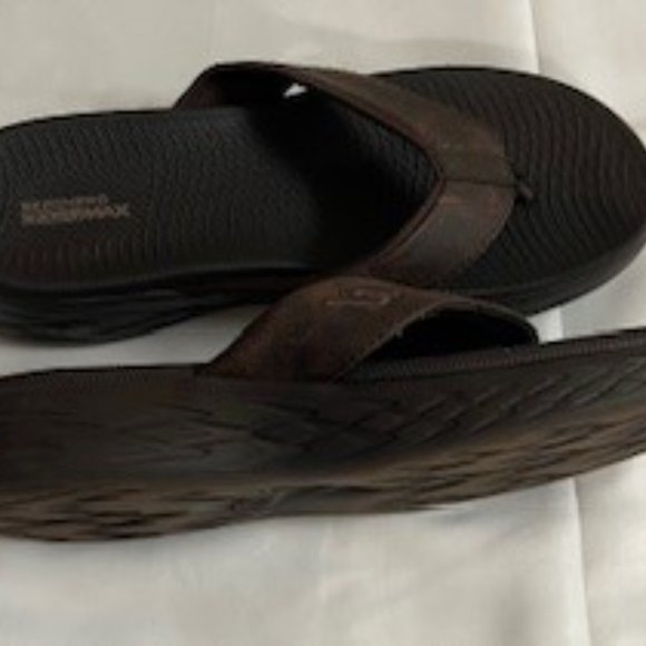 Skechers Women's Flip Flops - Brown - Picture 2 of 3